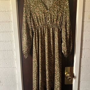 Pink Lily Floral Green Dress